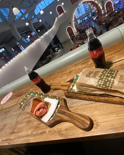 Grocery store "Vejini"